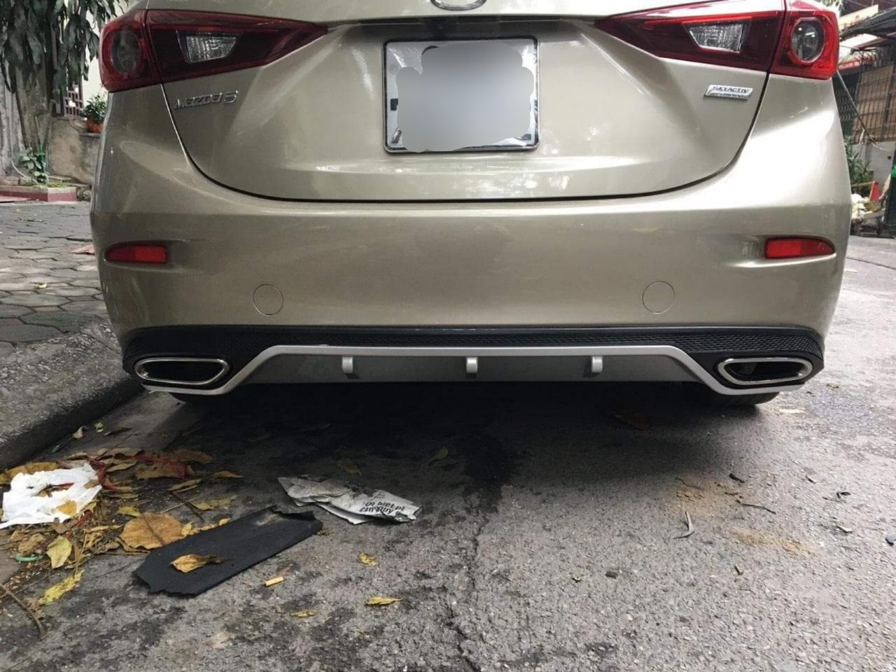 Lip pô MAZDA 3 2015_2019 bản Sedan